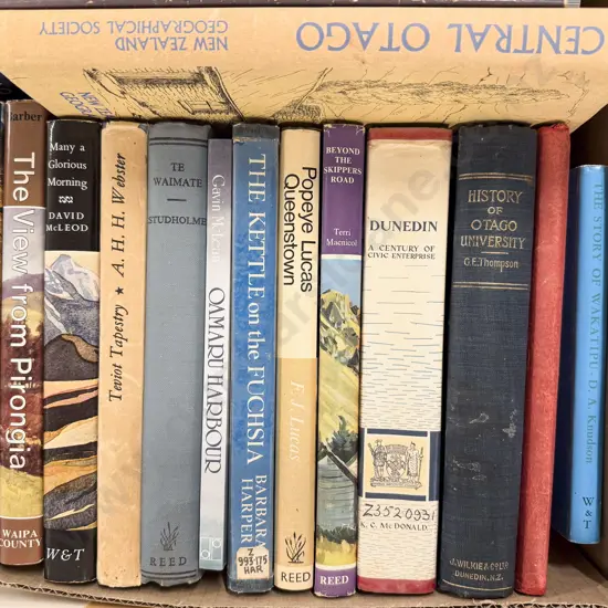 Quantity Assorted Regional Histories - Otago