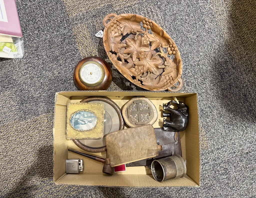 Qty of Assorted Wood Ware etc Image 1++