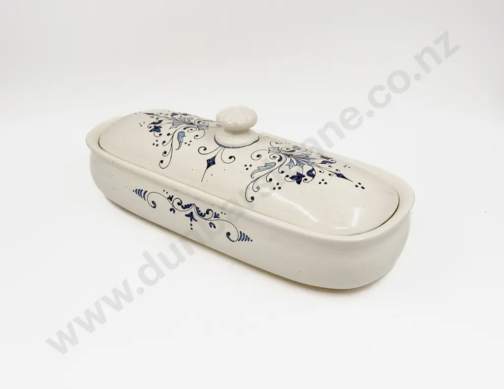 Decorative Lidded Dish Image 1++