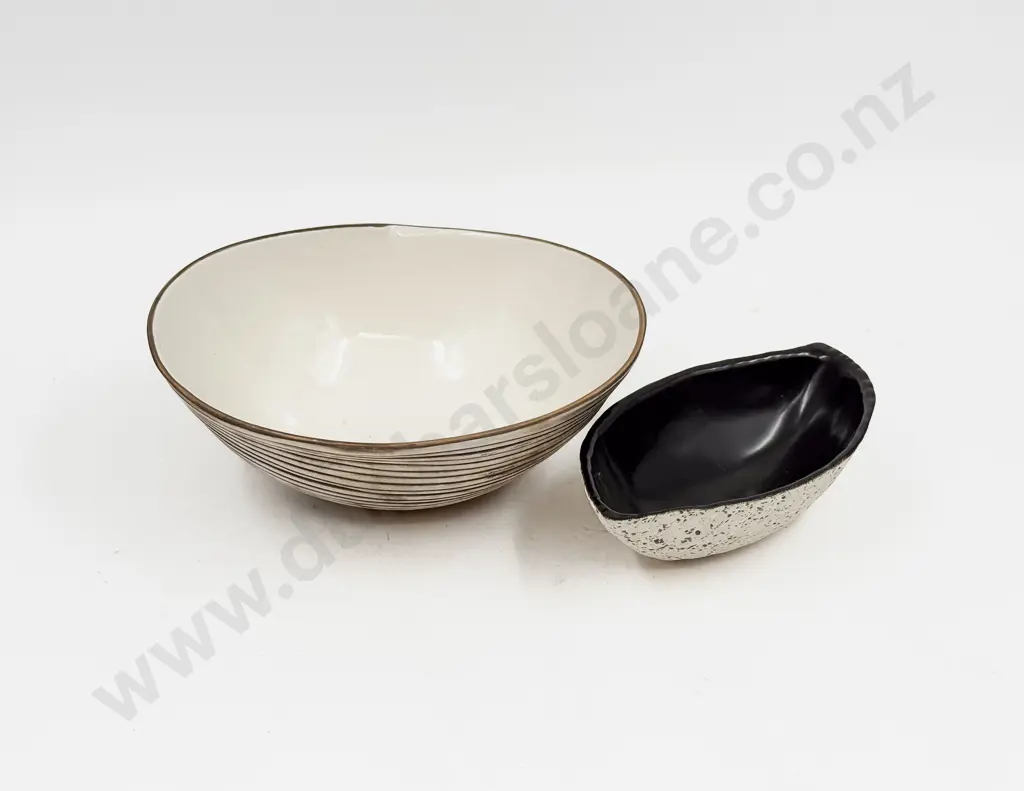 Two Pces of Royce McGlashen Pottery Image 1++