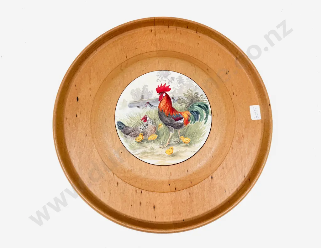 NZ Native Timber Tray with Inset Pot Lid Image 1++