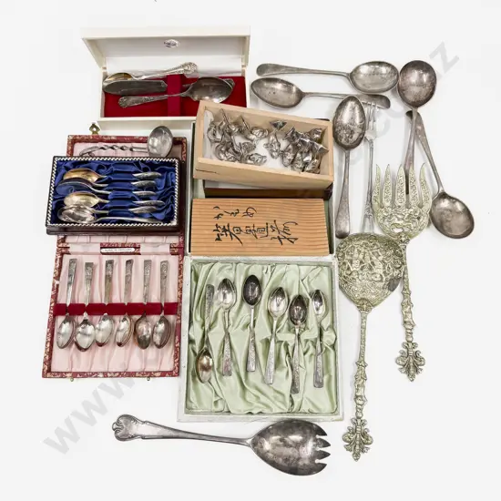 Qty of Assorted Boxed & Loose Cutlery etc