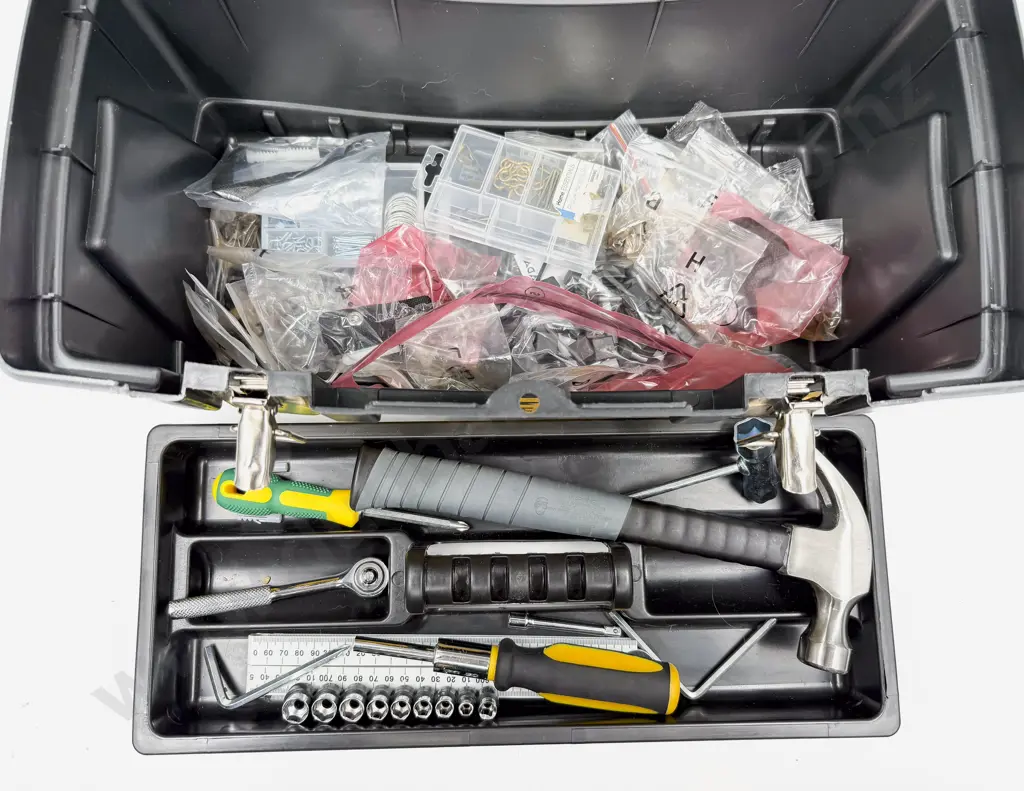 Fuller 490mmTool Box with Some Tools Image 1++