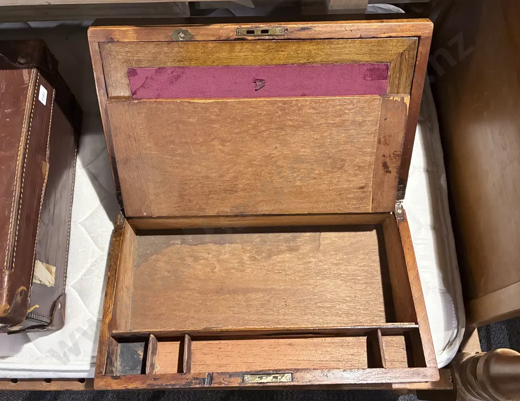 Victorian Mahogany Writing Slope Image 1++