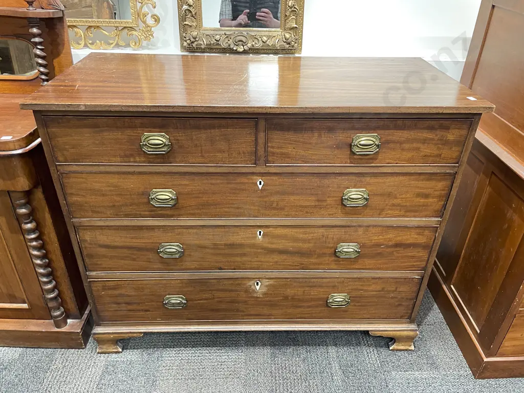 Victorian Mahogany Flat Front Chest of Drawers Image 1++