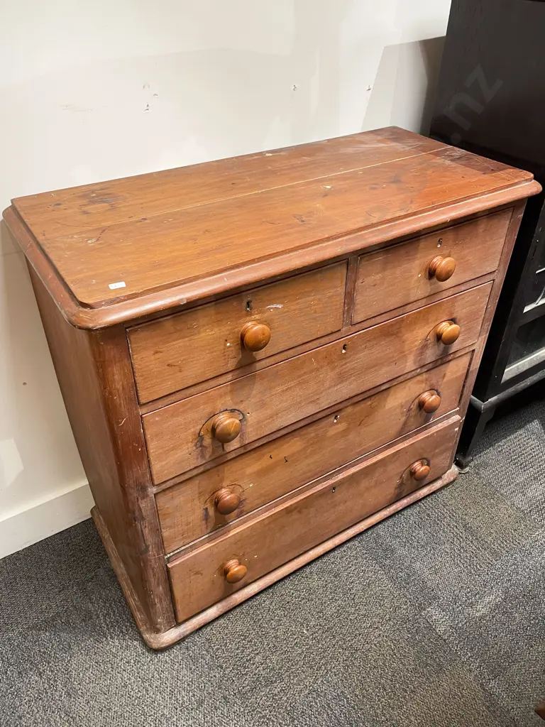 Kauri Five Drawer Chest of Drawers (faults) Image 1++