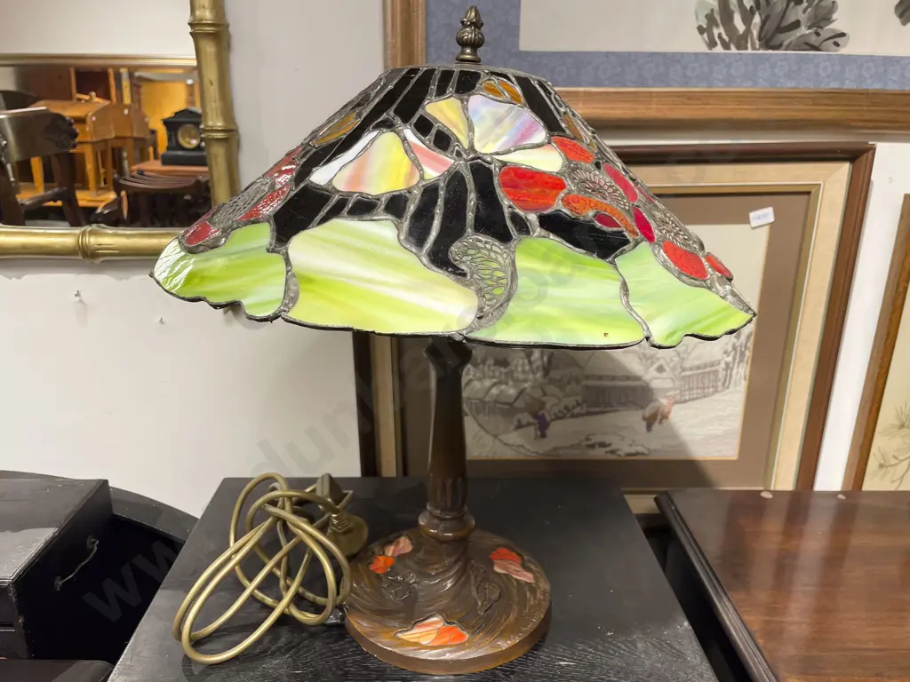Tiffany Style Poppy Leadlight Table Lamp Image 1++
