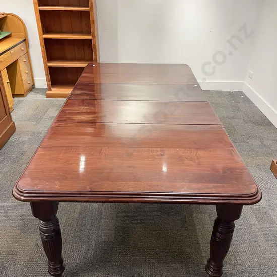 Victorian Mahogany Extension Dining Table & Six Balloon Back Chairs