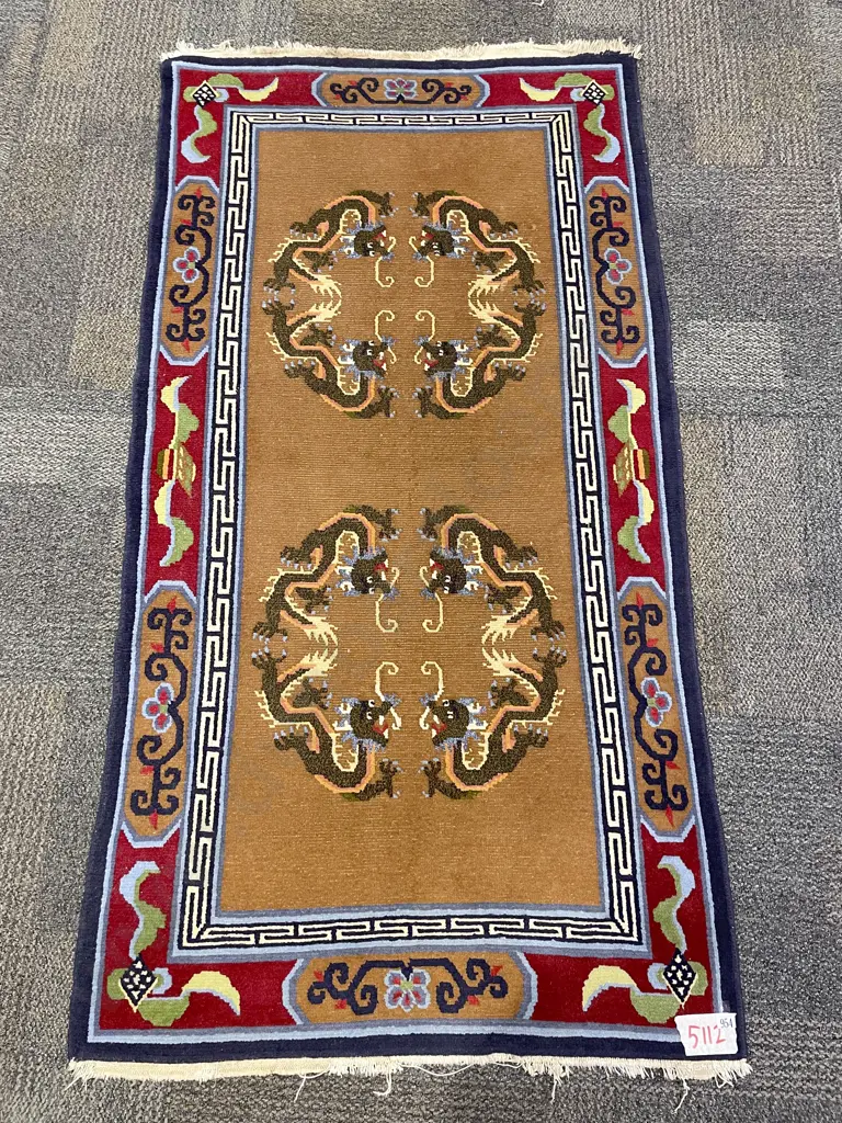Chinese Floor Rug Image 1++