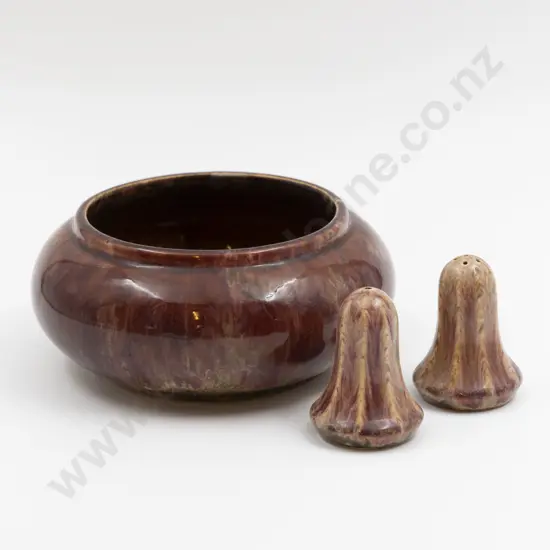 Early Crown Lynn Ambrico Shallow Posy Bowl & Salt and Pepper