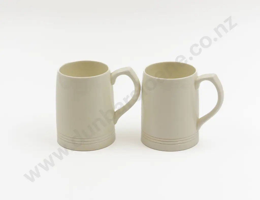 Two Keith Murray for Wedgwood Glazed Mugs 9.5cm H Image 1++