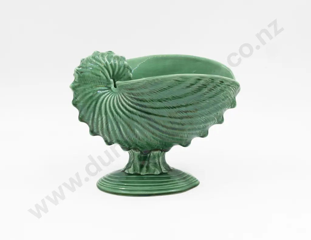 Wedgwood All Green Glazed Conch Shell Table Bowl 27cm L Image 1++