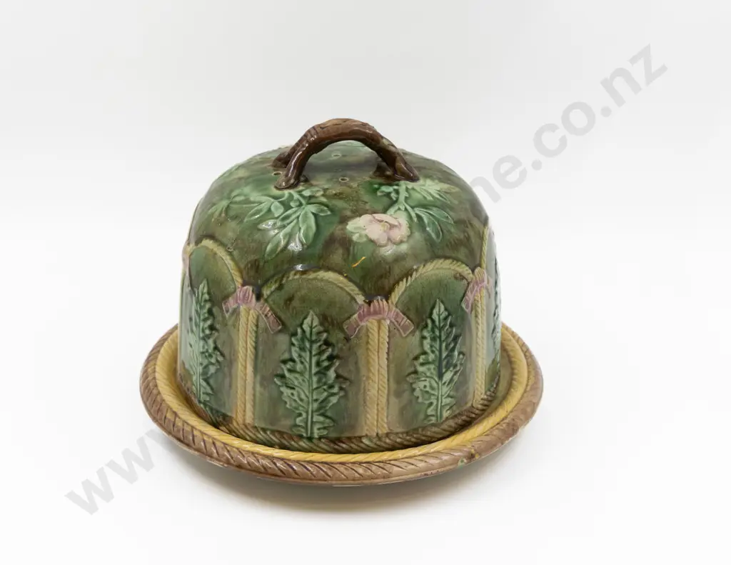 Unmarked Majolica Cheese Dome & Tray Image 1++