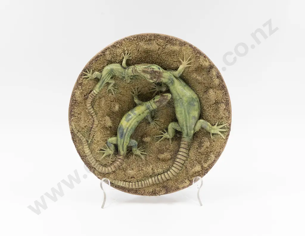 Made in Portugal Palissy Style Lizard Plate 24cm Diameter Image 1++