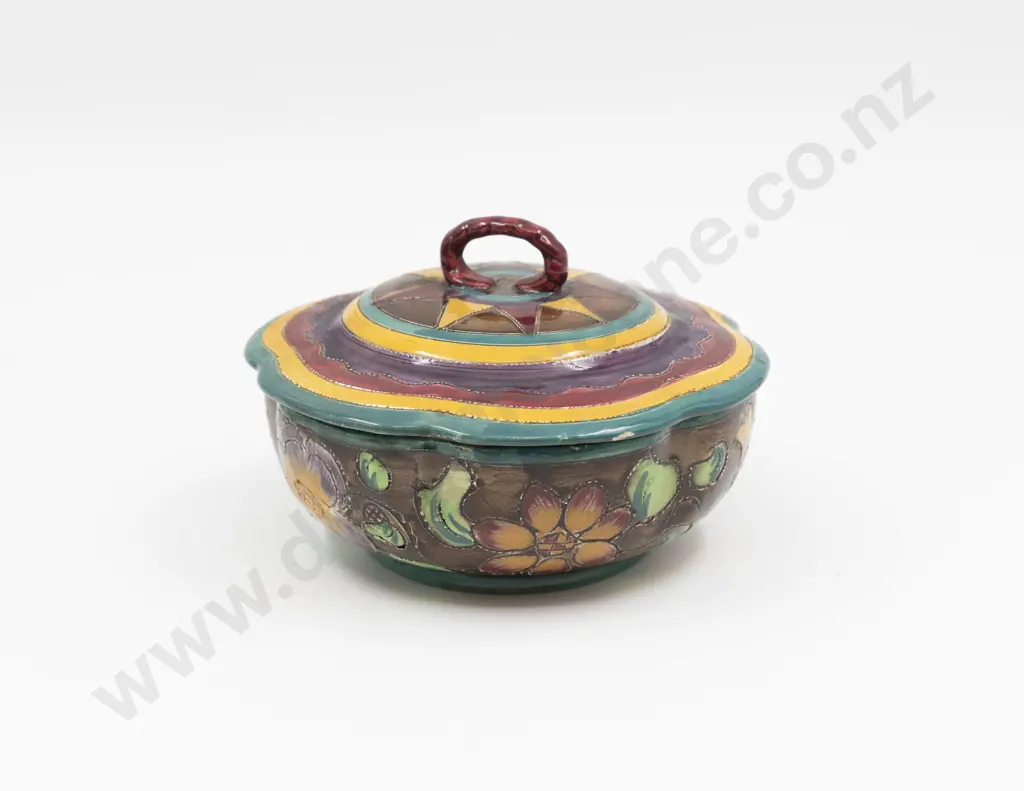 Shorter & Sons Hand-Painted Dish & Cover 17.5cm Dia Image 1++