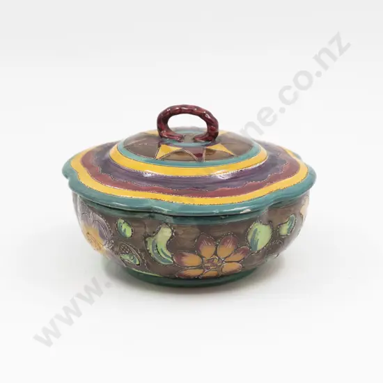 Shorter & Sons Hand-Painted Dish & Cover 17.5cm Dia