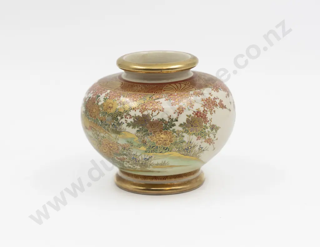 Satsuma Squat Ovoid Vase 12.5cm H Image 1++