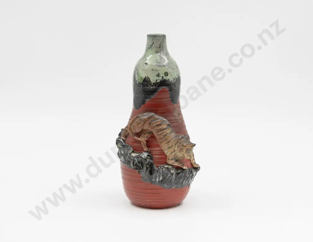 Sumida Gawa Bottle Vase 24cm H Image 1++