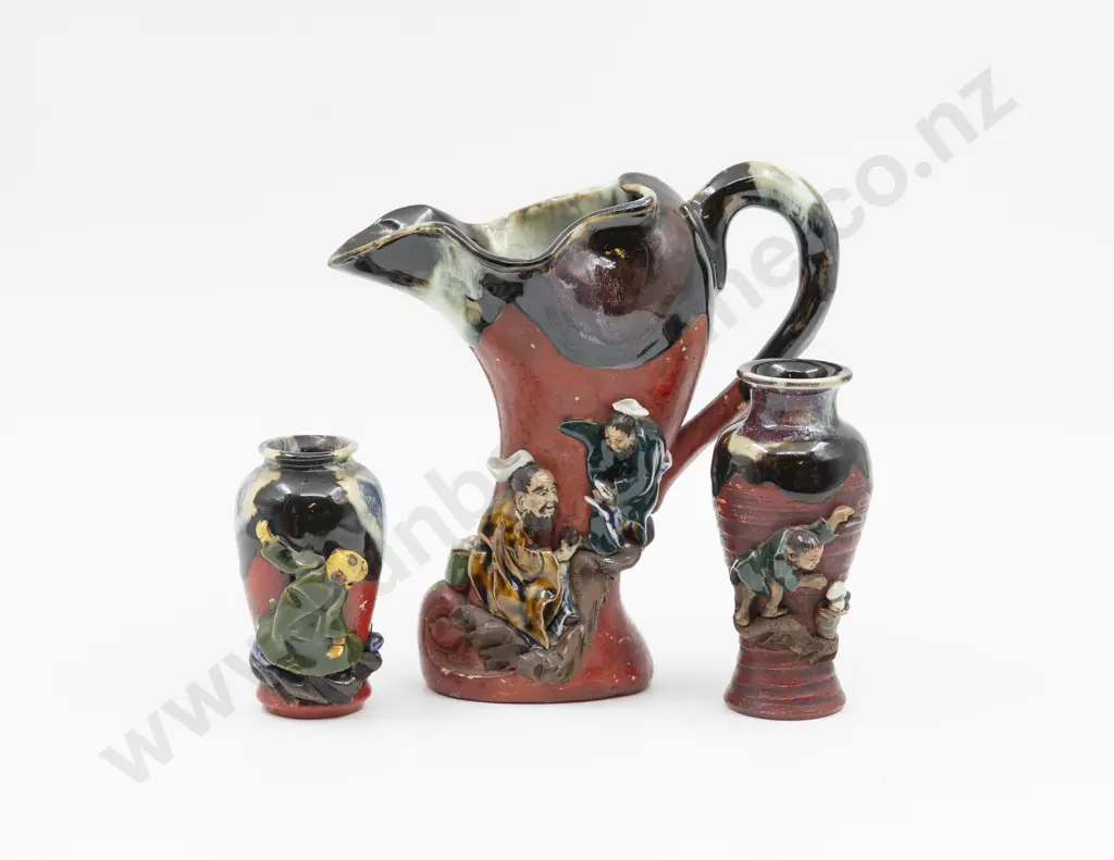 Sumida Gawa Jug & Two Vases Tallest 18.5cm H Image 1++