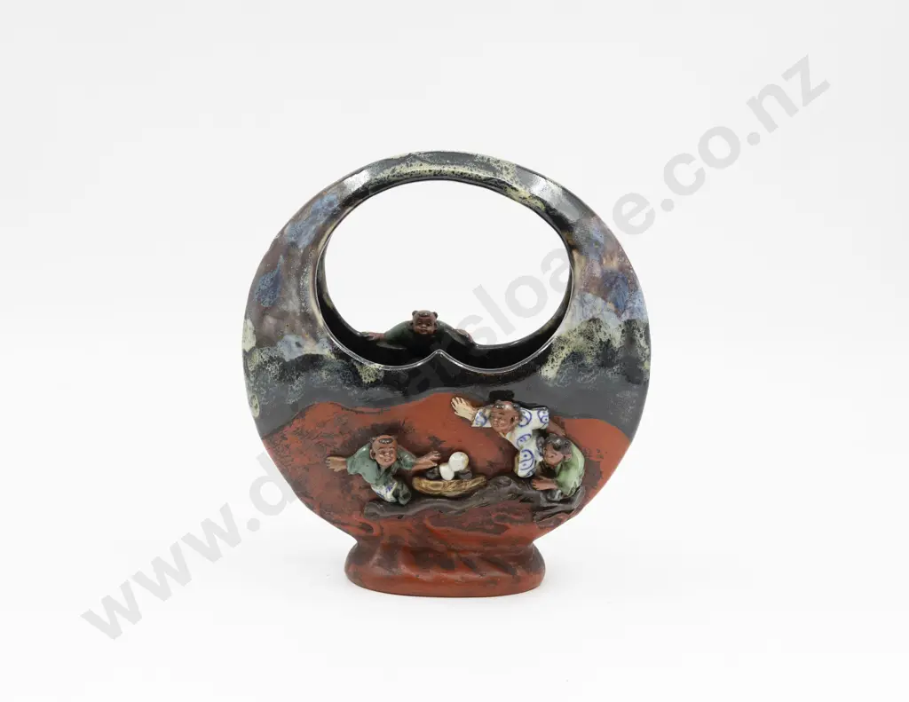 Sumida Gawa Circular Vase 21cm H Image 1++