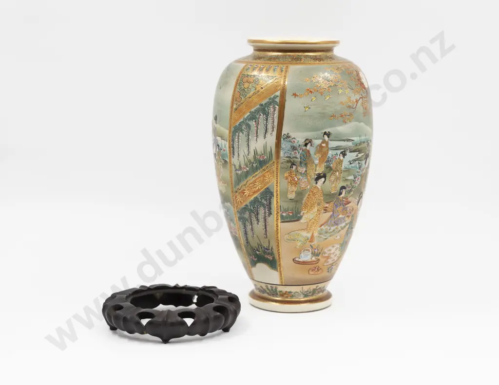 Large Satsuma Vase with Carved Hardwood Stand 34cm H Image 1++