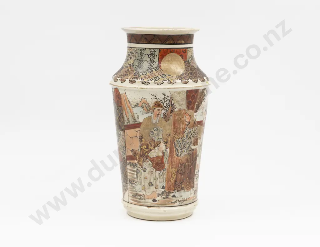 Large Japanese Vase 30.5cm H Image 1++