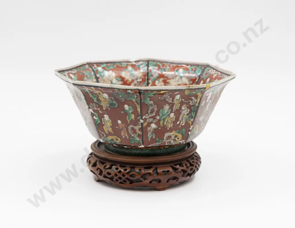 Chinese Famille Verte Octagonal Bowl (Faults) on Hardwood Stand 21cm W Image 1++
