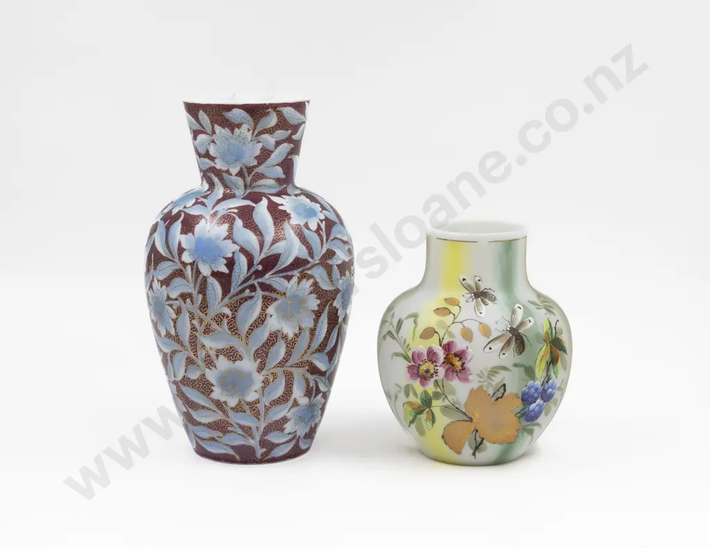 Victorian Hand-Painted Glass Vase 17cm H & Other Image 1++
