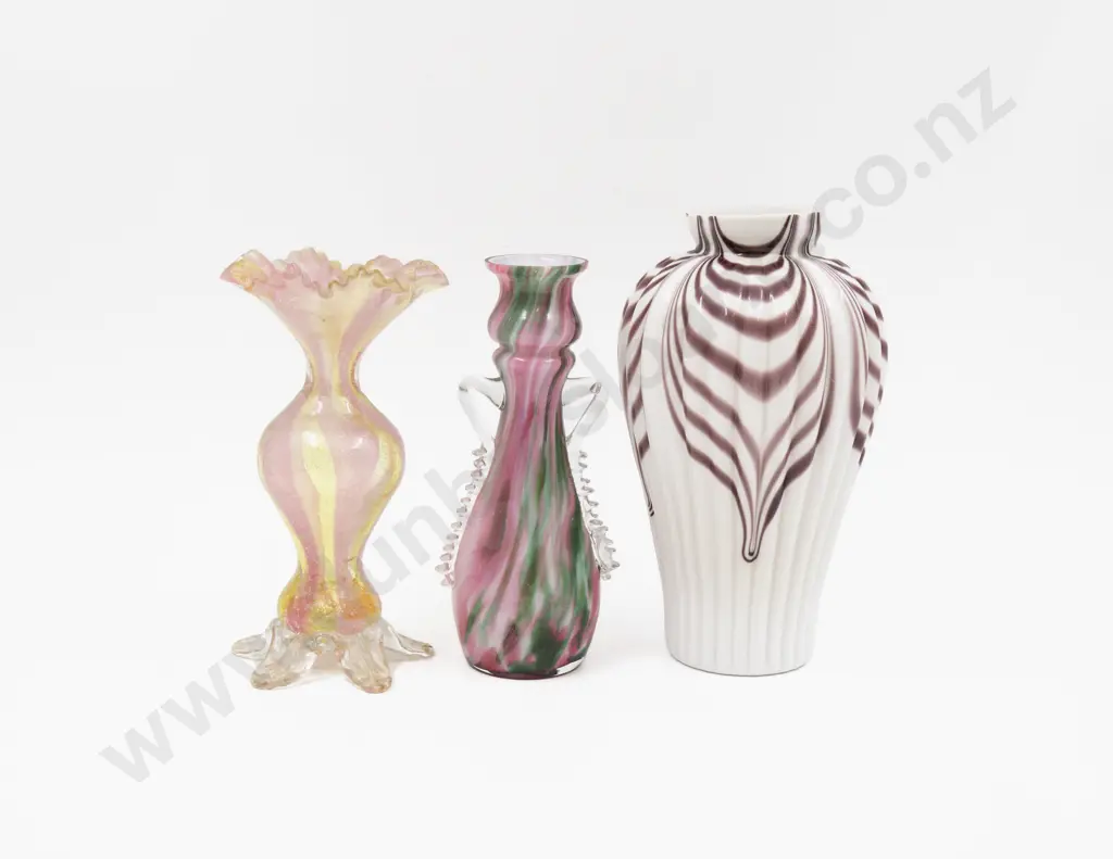 Three Victorian Hand-Blown Glass Vases Tallest 21cm H Image 1++