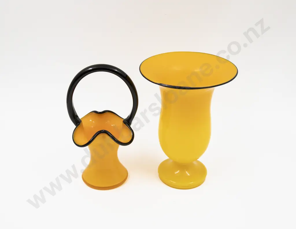 Two Mid C20th Glass Vases Tallest 17cm H Image 1++