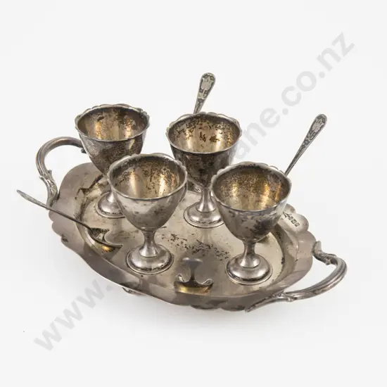 Geo V S/S Egg Cruet by Walker & Hall & 4 Associated S/S Spoons