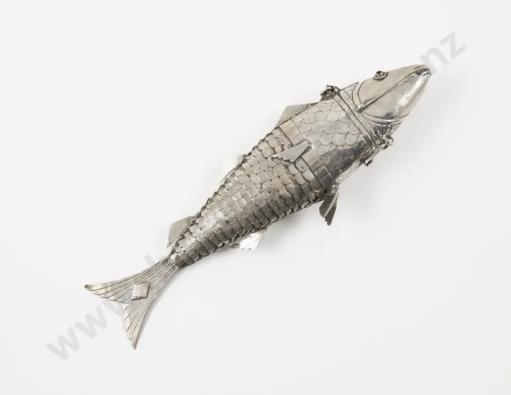 Large Antique Silver Articulated Fish Box Image 1++