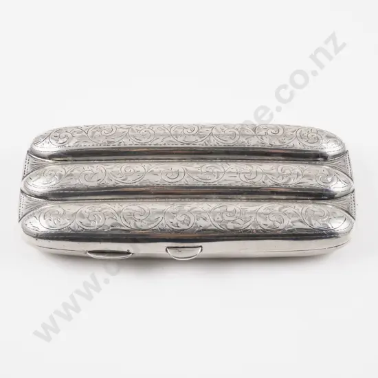 EdwVII S/S Bright Cut Three Sectional Cigar Case