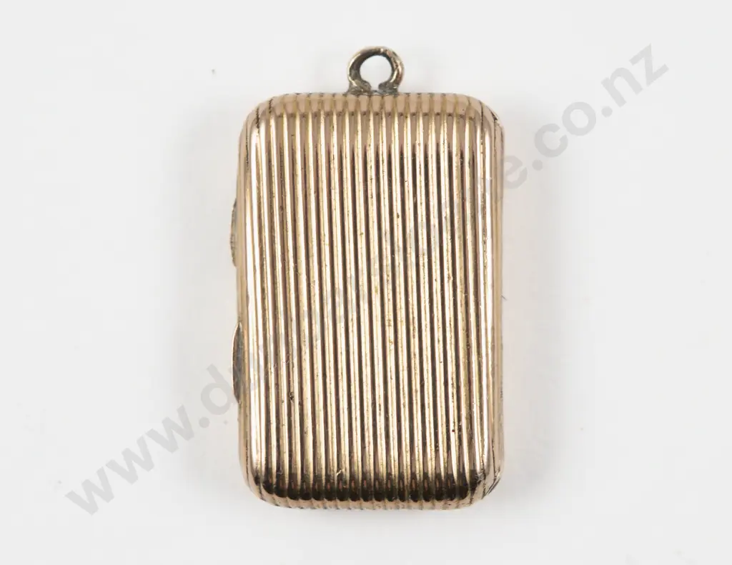 Antique 9ct Vinaigrette Charm Image 1++