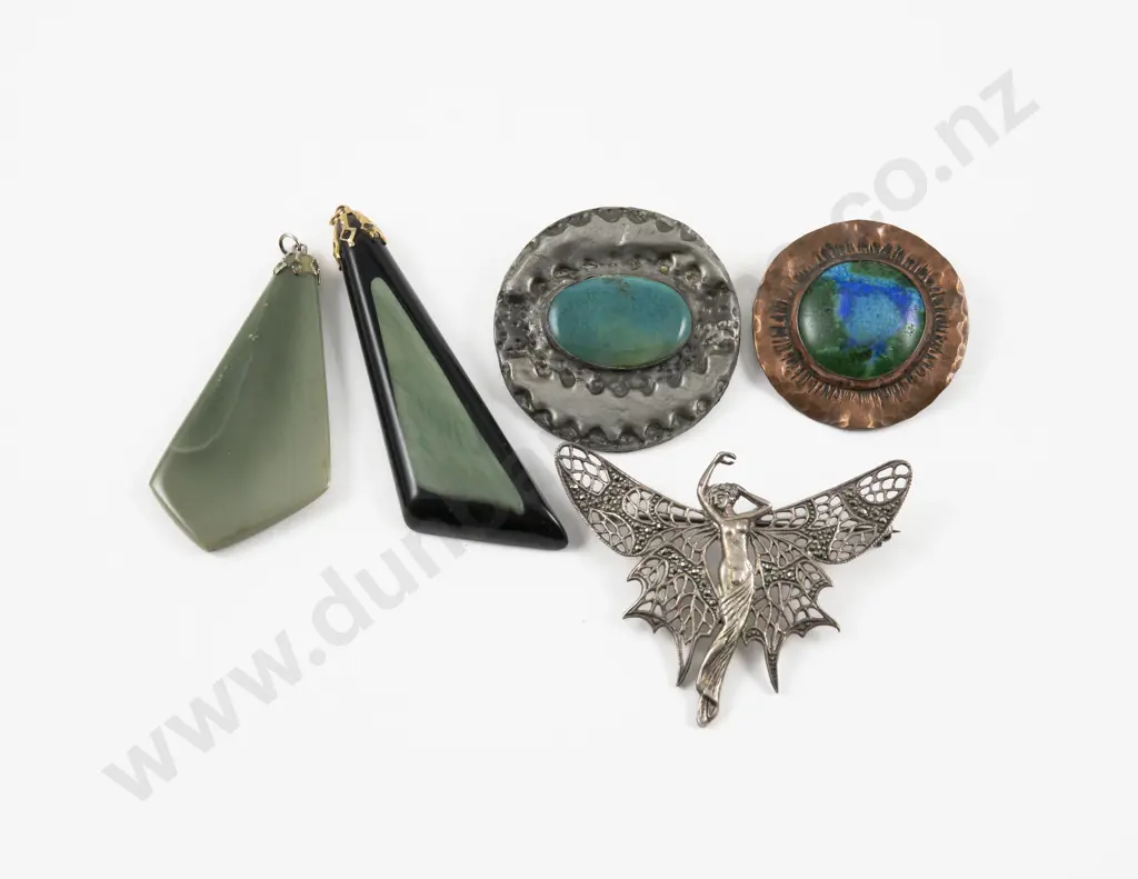 Arts & Crafts Two Tile Brooches Two Agate Pendants and S/S Fairy Brooch Image 1++