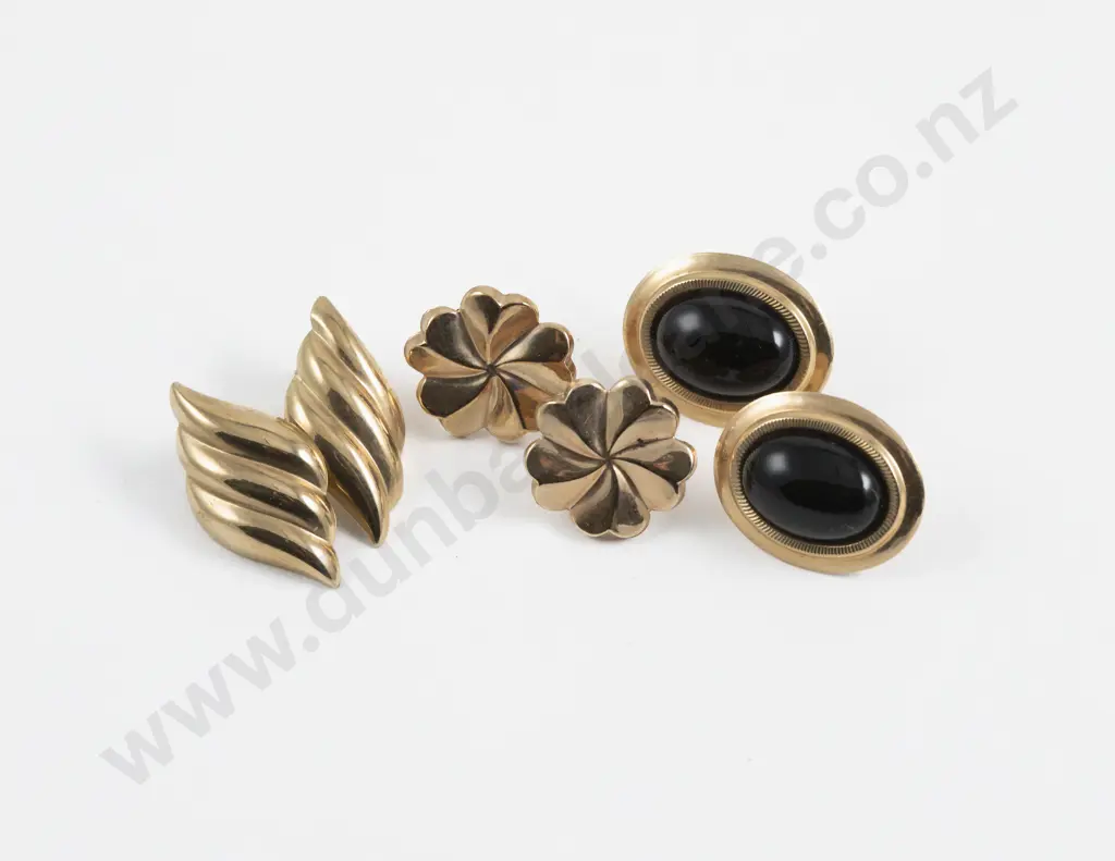 Three Pairs 9ct Earrings Image 1++