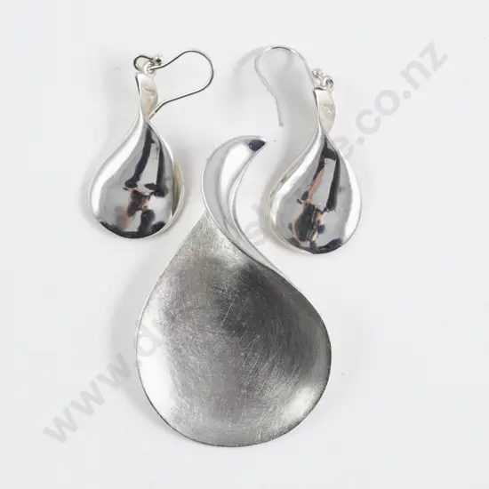 Pair S/S Pendant Drop Earrings with Matching Pendant