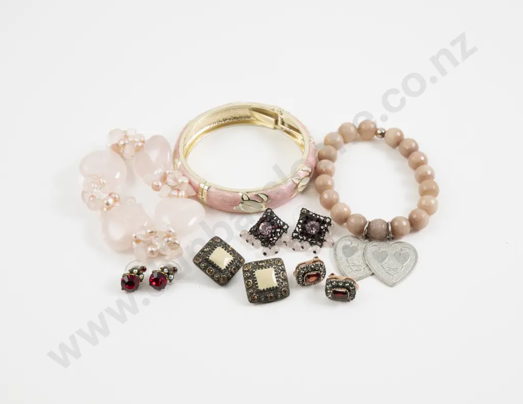 Gold Plated Enamel Hinged Snap Bangle with Two Bracelets and Four Pairs of Earrings Image 1++