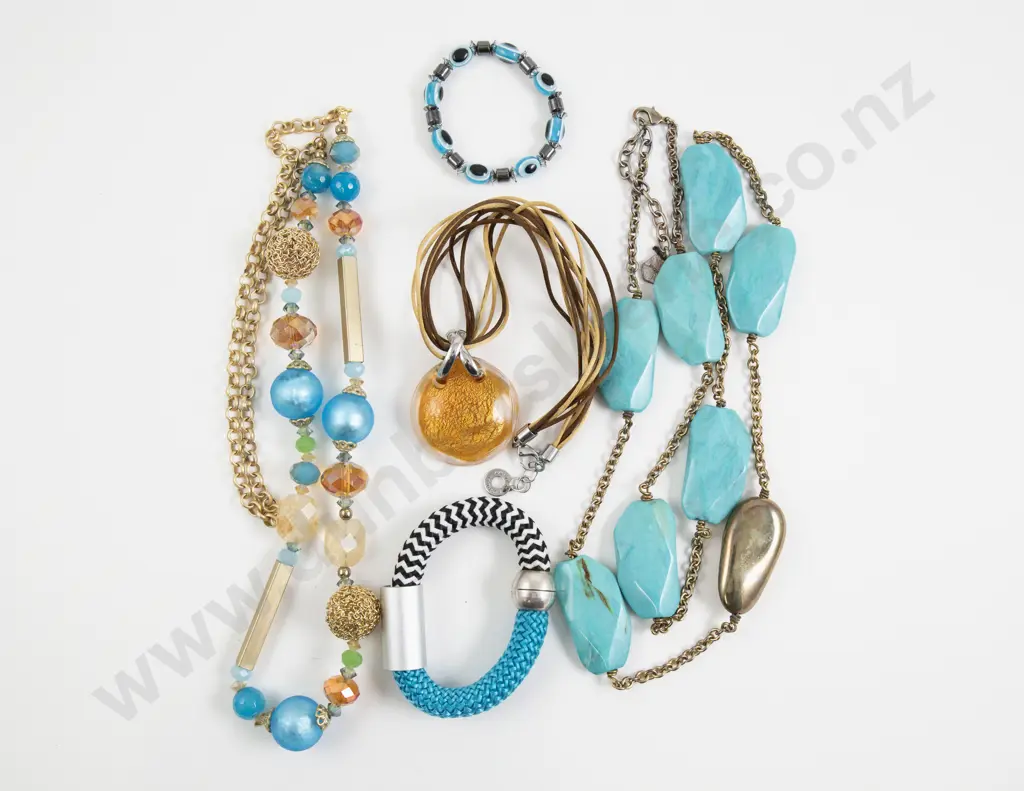 Collection of Three Bead Necklaces and Two Bracelets Image 1++