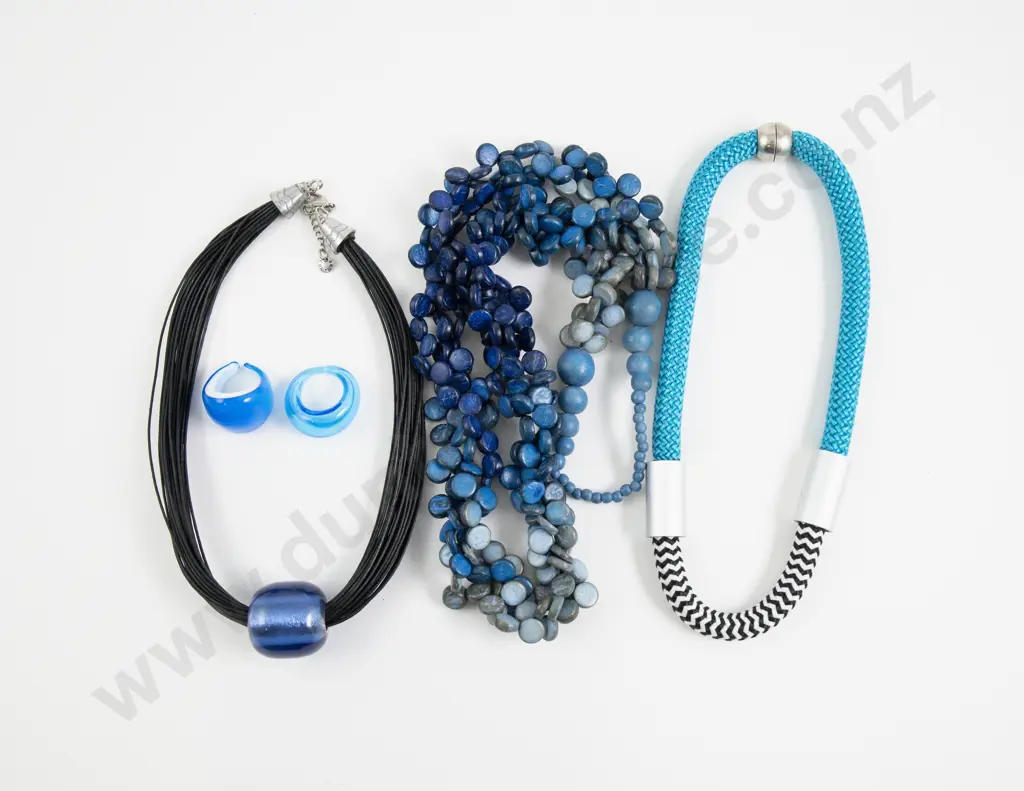 Three Modern Beaded Necklaces Image 1++