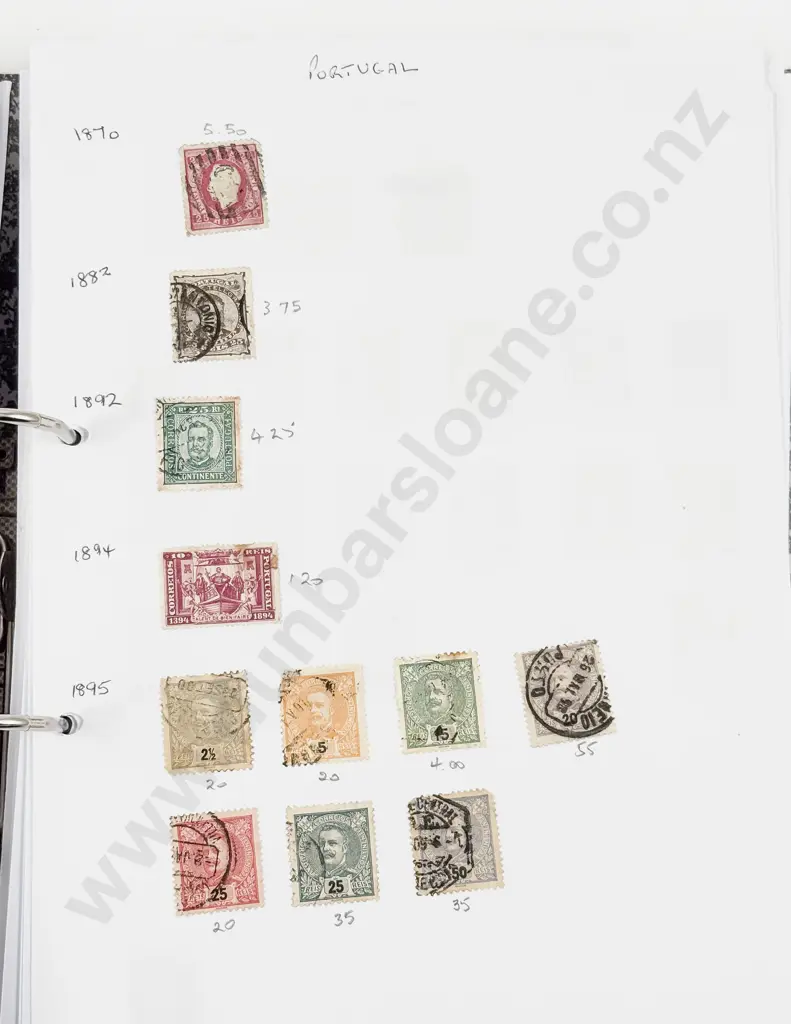 Folder World Stamps Nicaragua to Singapore Single Stamps Image 1++