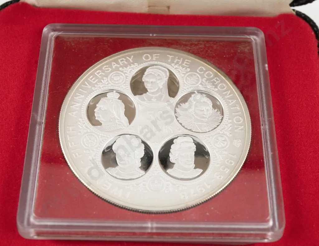 1978 Cayman Island Six Queens $50 Proof Coin Image 1++