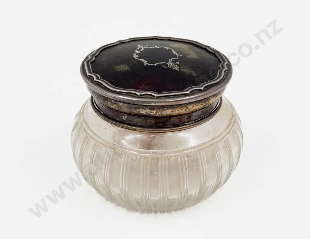 S/S Topped Powder Jar Image 1++