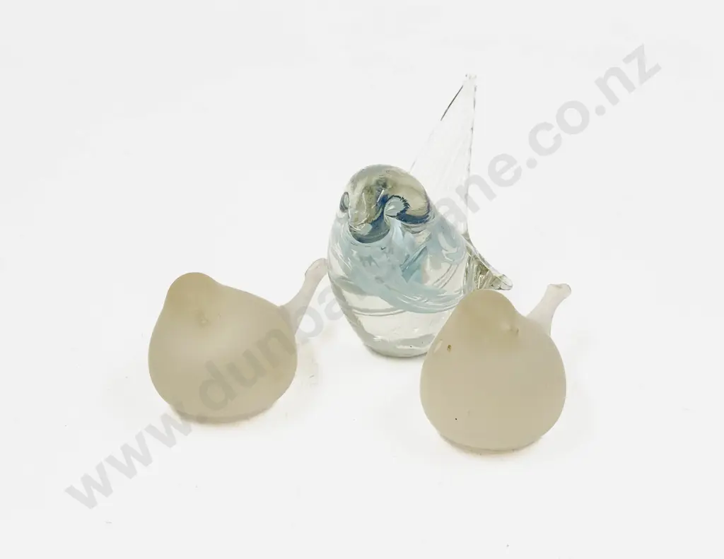 Murano Bird Ornament and Two Others Image 1++