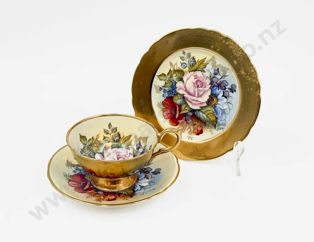 Aynsley Fancy China Trio Image 1++