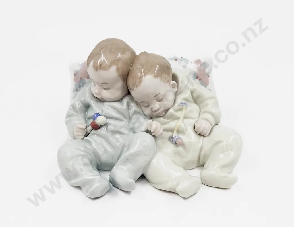 Lladro Figure Group Image 1++