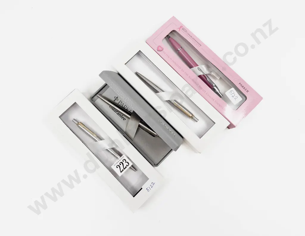Four Boxed Parkea Pens Image 1++