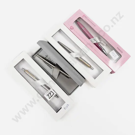 Four Boxed Parkea Pens