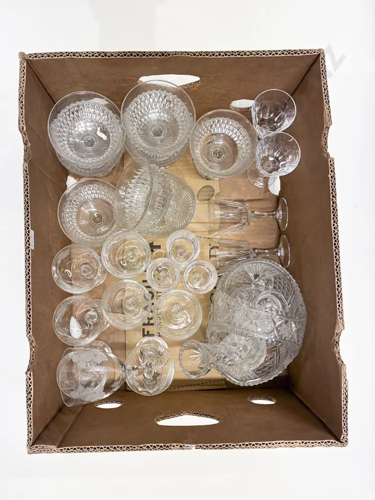 Box Quantity of Assorted Crystal and Glassware Image 1++
