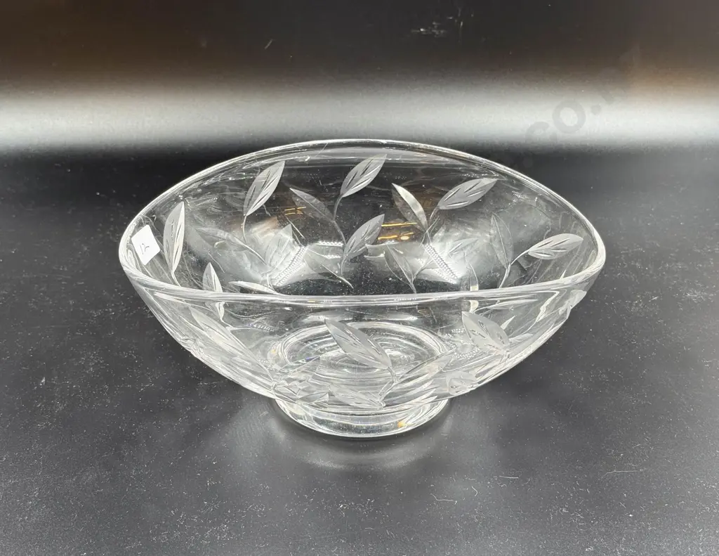 Crystal Pedestal Table Bowl Image 1++